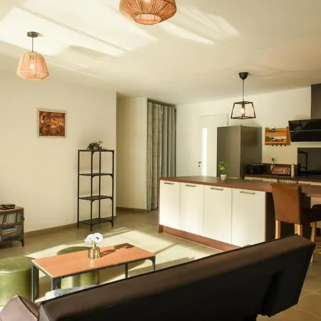 La Adoe Holiday home *